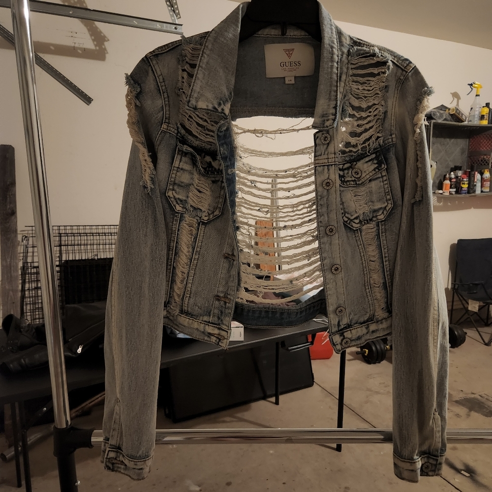 Women's Guess destroyed Jean jacket